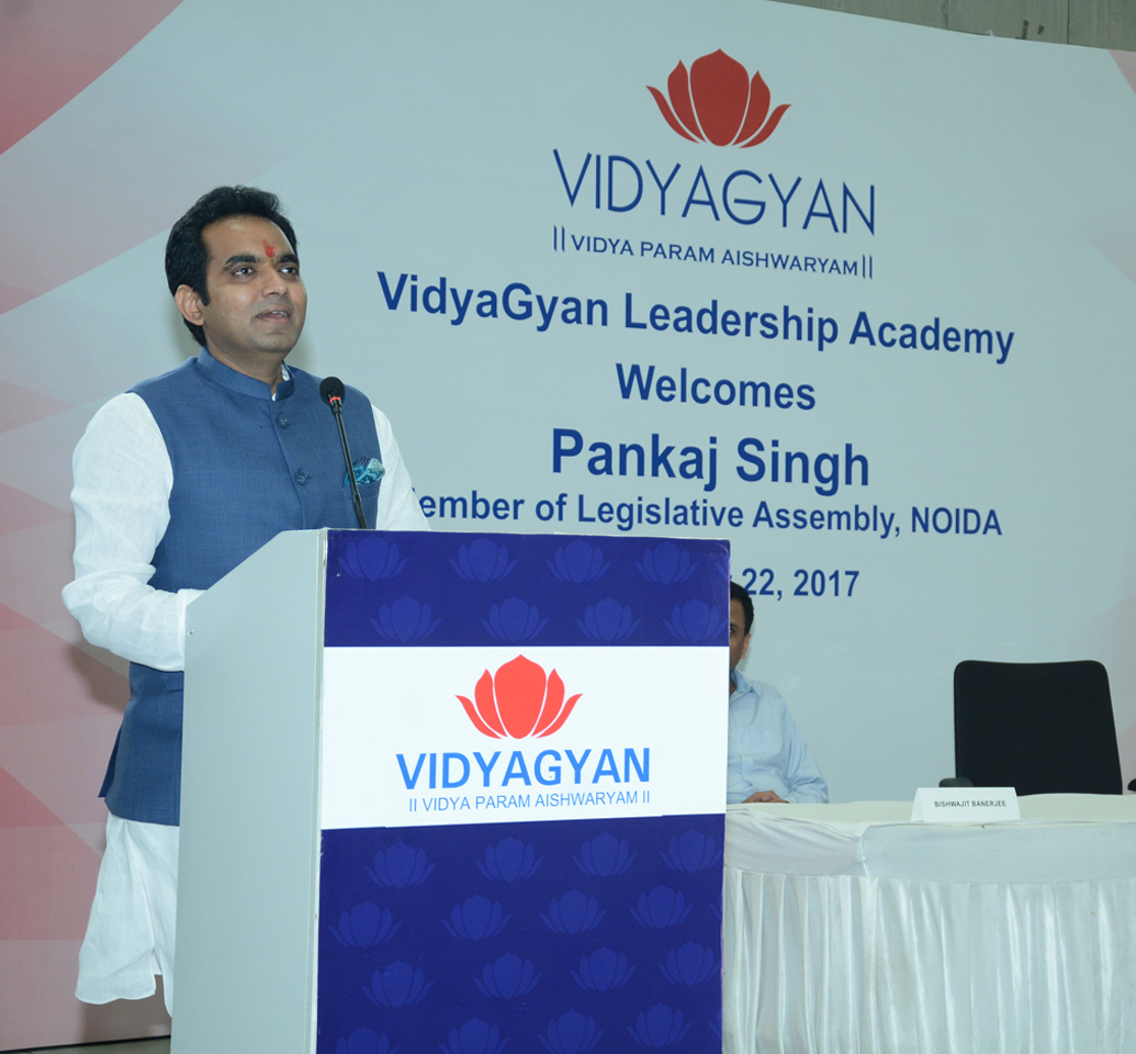 Pankaj Singh, MLA, NOIDA visits VidyaGyan Bulandshahr