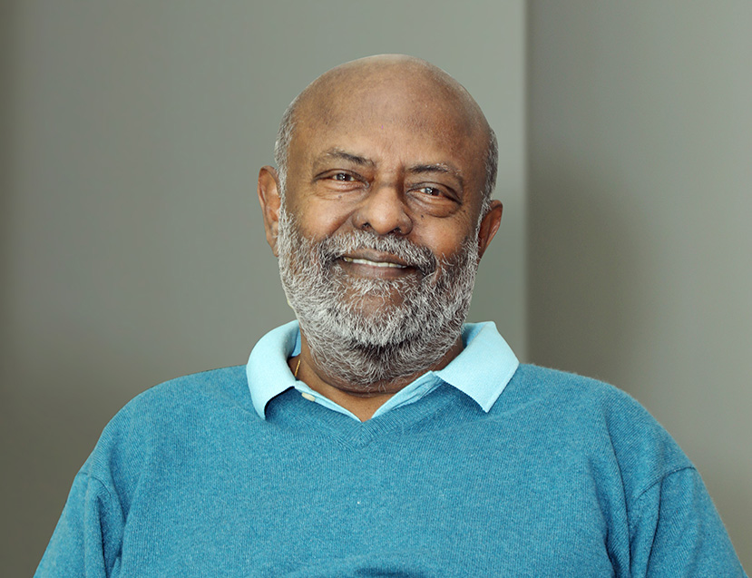 Shiv Nadar Profile 